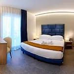 Hotel Giuan 3*